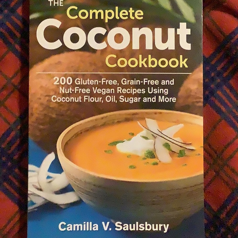 The complete coconut cookbook, in great shape. - Picture 1 of 10